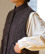幾何学キルティング　ベスト