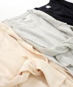 コットンリブニット　Uネック長袖