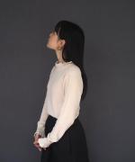 ランダムリブニット　フリルハイネック