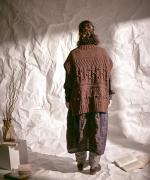 ロービングウール編み地ミックス　ビッグベスト