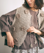 ロービングウールフラワーモチーフ　2wayベスト