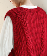 ロービングウールケーブルニット　ベスト