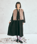 シェットランドウール×ロービング刺繍　2wayベスト