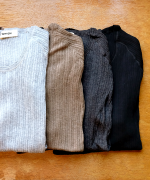 ランダムリブニット　Uネック