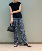 ボタニカルプリントイージーパンツ