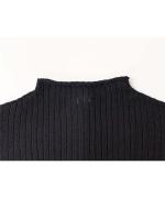 BUTTON TURTLENECK