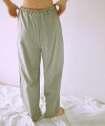 sheer satin イージーストレートパンツ