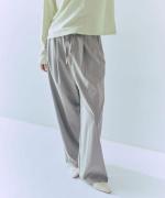 sheer satin イージーストレートパンツ