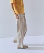 sheer satin イージーストレートパンツ