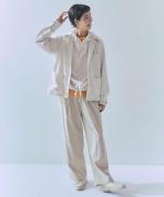 sheer satin イージーストレートパンツ